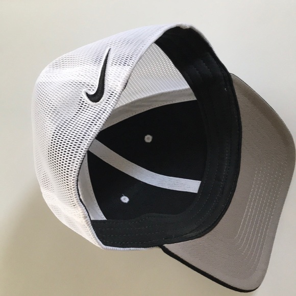 NWOT Nike Classic 99 Dri fit Football Hat(Unisex) - Picture 3 of 7
